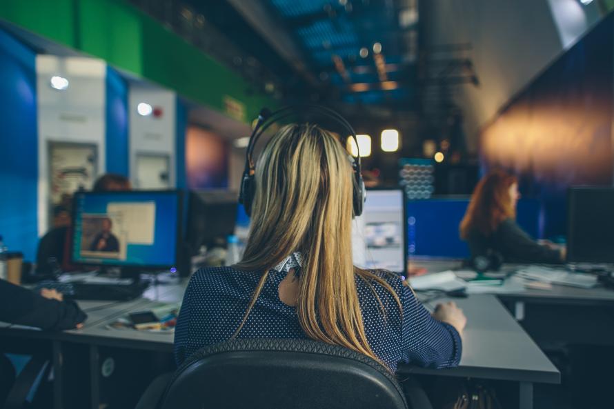 Artikelbild: Ukraine-Berichterstattung: Journalistin Joana Rettig über Informationsflut, Herzrasen und 18-Stunden-Tage